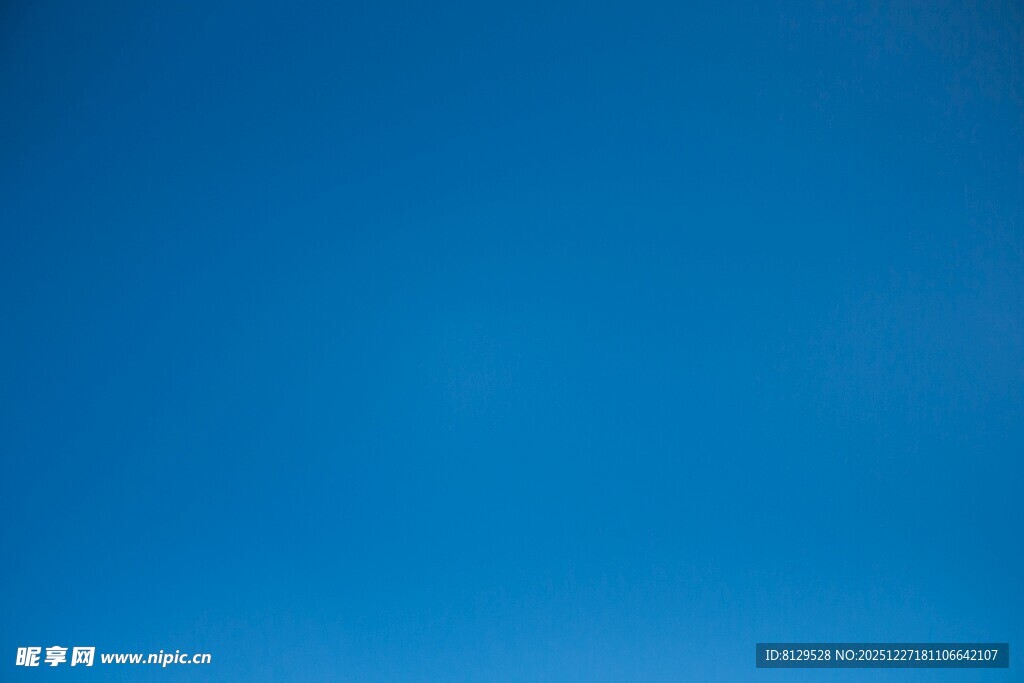 纯净蓝色背景图