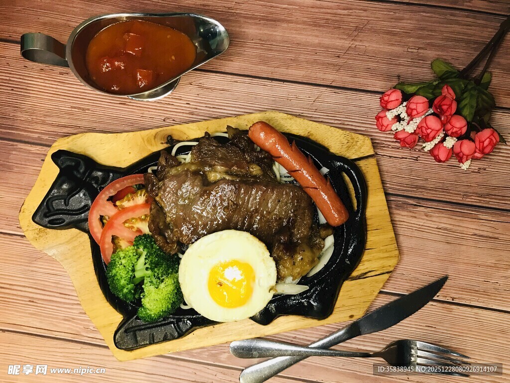 美味牛排餐摆拍