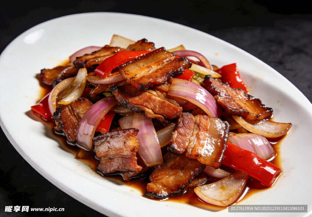 洋葱炒五花肉