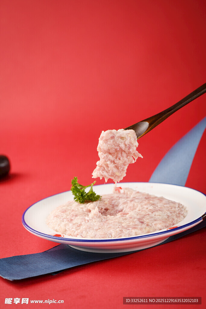 美味肉泥 营养又可口