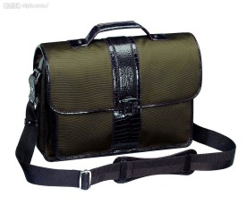 万宝龙单夹层公事包