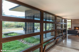 外国别墅 豪宅窗边