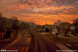 图兹拉城市黄昏
