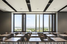 大学  高校课室
