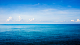 蓝天白云海洋