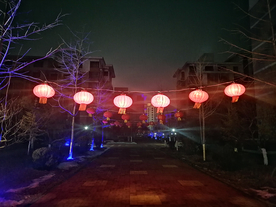 大红灯笼高高挂