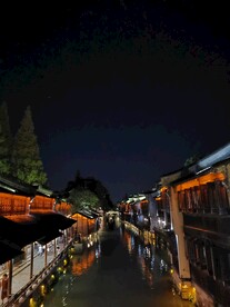 乌镇美丽的夜景