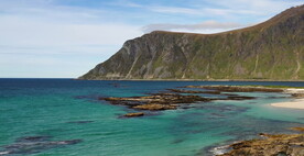 鸟瞰航拍海岸岛屿海滩自然风景