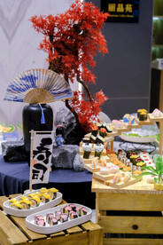 海鲜寿司 水果 鱼子 日式料理