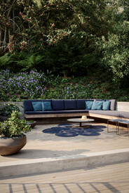 阶梯式花园  别墅 带分层花园