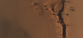 航拍荒野沙漠鸟瞰类火星地貌风光