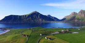 航拍海岸沙滩鸟瞰岛屿自然风光