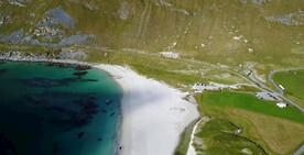 航拍海浪岸沙滩岛屿鸟瞰自然风光