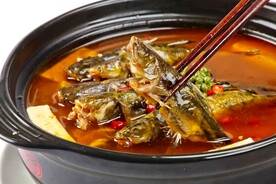 老豆腐煮黄腊丁