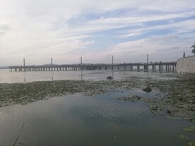 东太湖苏州湾观光大堤风光