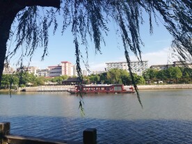 苏州护城河游船