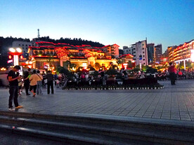 遵义纪念广场夜景