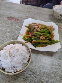尖椒肉丝饭