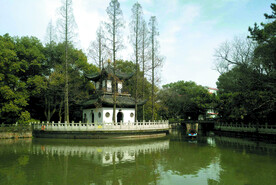 上海汇龙潭公园