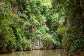 云南 九乡 溶洞 