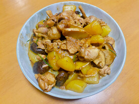 土豆焖鸡 