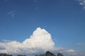 蓝天白云