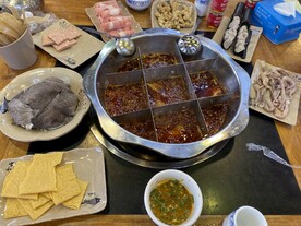 九宫格火锅