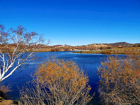 乌兰布统公主湖