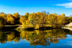 乌兰布统公主湖