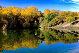 乌兰布统公主湖