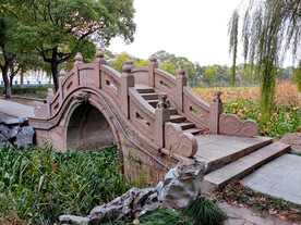 园林石拱桥