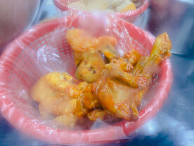 炸鸭脚 螺蛳粉加菜