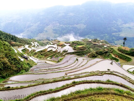 从江加榜梯田风光