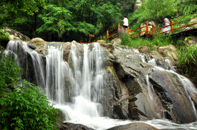 济南九如山瀑布群景区