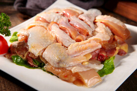 芦花鸡火锅菜品