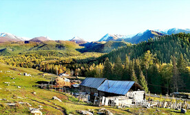 新疆阿勒泰风光