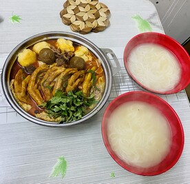 田螺鸭脚煲与素粉