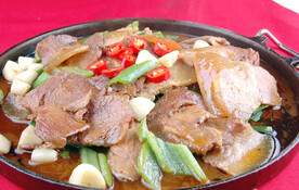 平锅带皮黄牛肉