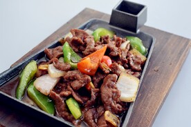 铁板黑椒牛柳