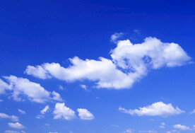 蓝天白云 