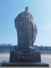 苏州站范仲淹雕塑