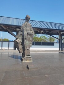 苏州站祖冲之雕塑