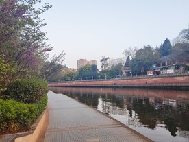 遵义湘江河沿岸风光