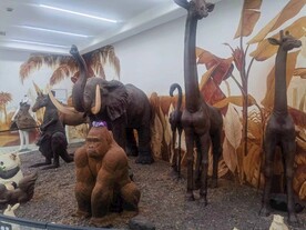 巧克力动物雕像