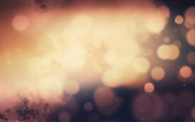 金色黄昏天空柔和光晕背景图