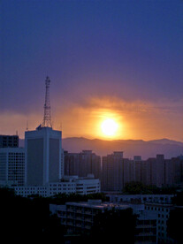 北理工校园四月傍晚景