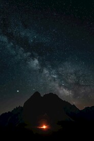 山与星空