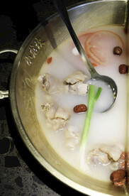 雪豆蹄花锅半锅