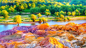 新疆五彩滩