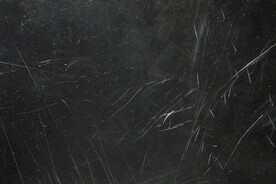 怀旧黑白划痕叠层背景图片 